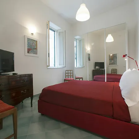 Casa Vittoria * Naples